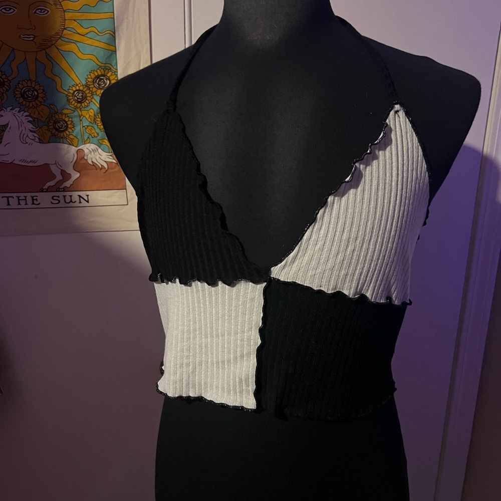 SHEIN Monochrome Patchwork Halter Crop Top